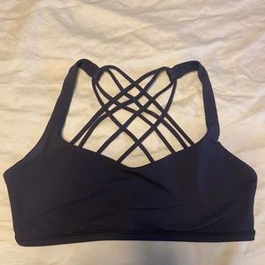 Lululemon free to be 10
